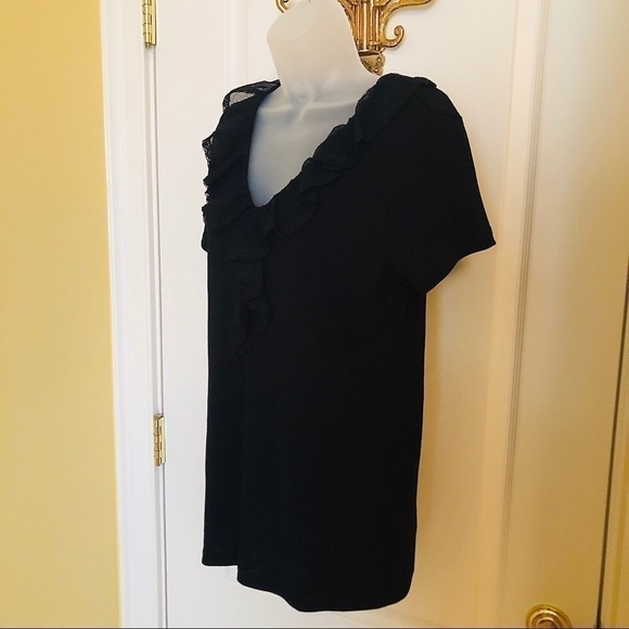 𝅺Ralph Lauren Chaps Black Top V Neck Lace Trimmed Ruffle Femme Summer Pullover - Picture 3 of 7